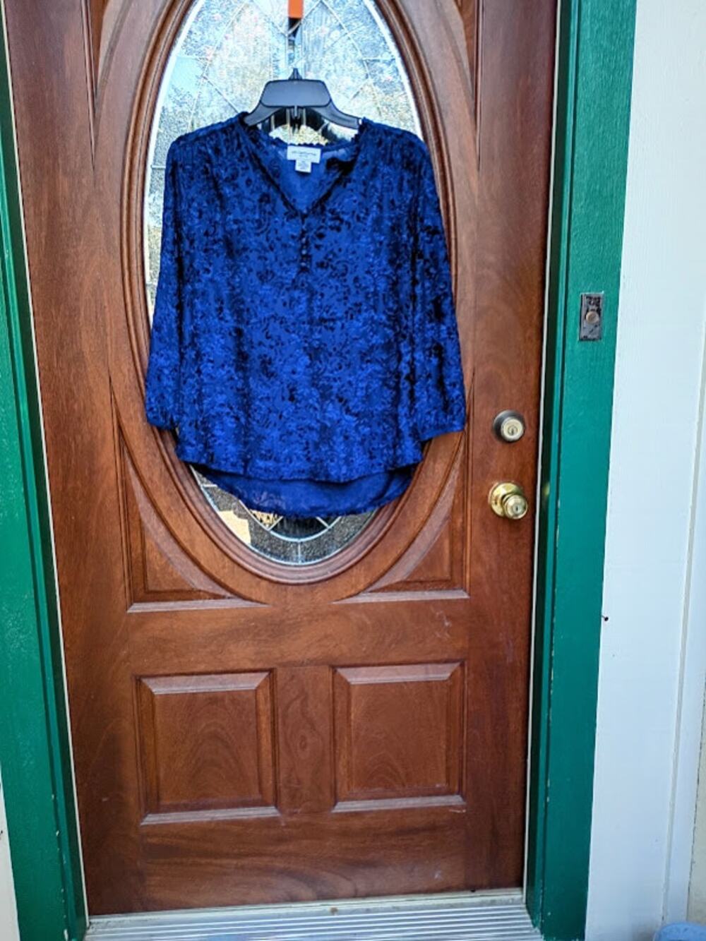Liz Claiborne Dark Blue Top Velvet Buttoned Ruffle Collar PXL